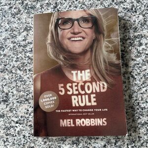 The 5 Second Rule Book by Mel Robbins
